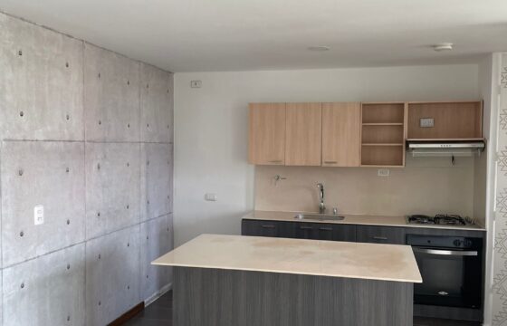 Para arrendar apartamento sector san lucas.