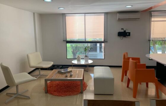 Local en Arriendo – Patio bonito, Medellín, Antioquia