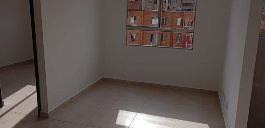 Arrendamos apartamento Medellín Loma de los Benedictinos (192031611)