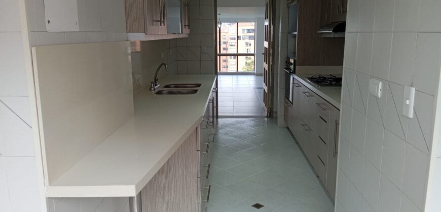 Arrendamos apartamento Medellín Loma de los Benedictinos (192031611)