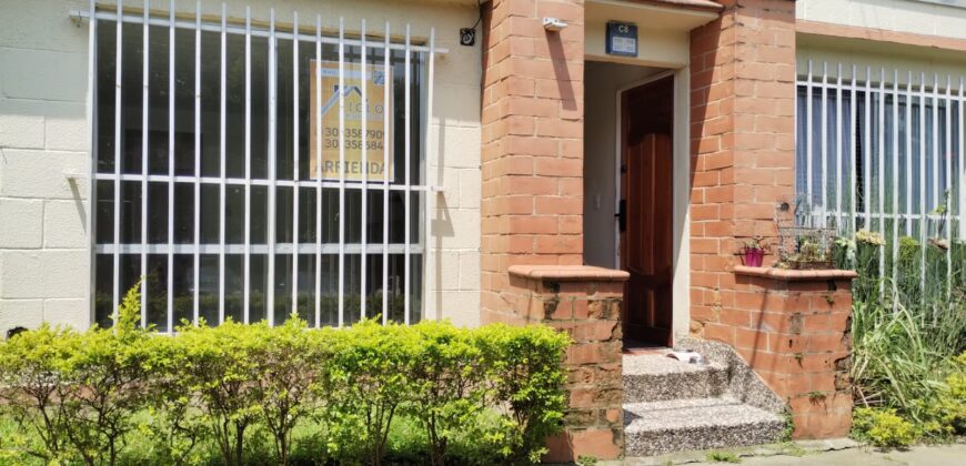 Se arrienda casa Medellín Belén Rincón (192283759)