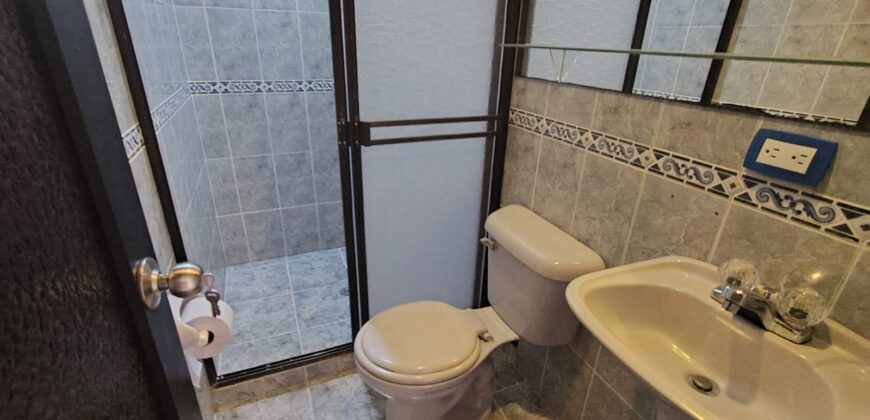 Casa en Venta Envigado Alto de las Flores (192279342)