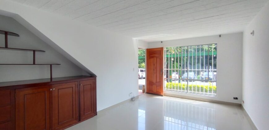 Se arrienda casa Medellín Belén Rincón (192283759)