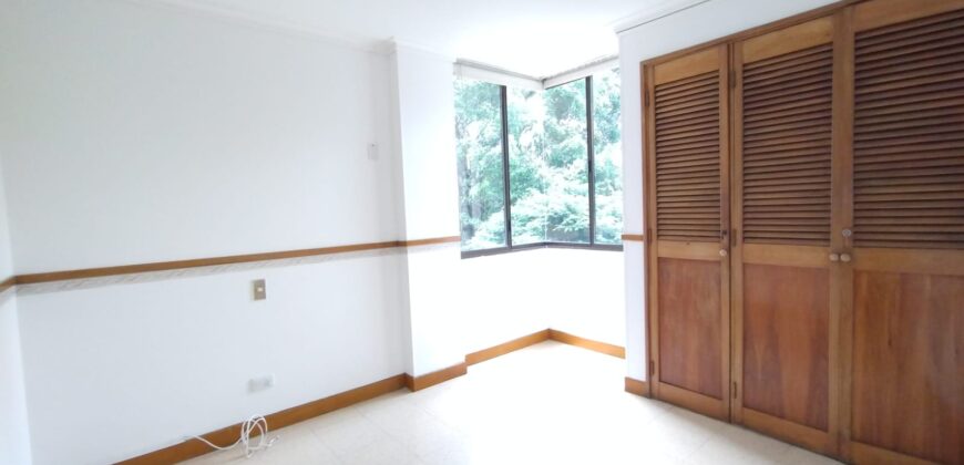 Se arrienda apartamento Envigado Bosques de Zúñiga (192347357)