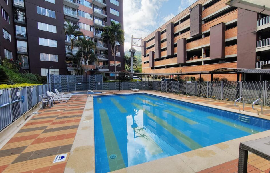 Se arrienda apartamento Envigado Camino Verde (192371486)