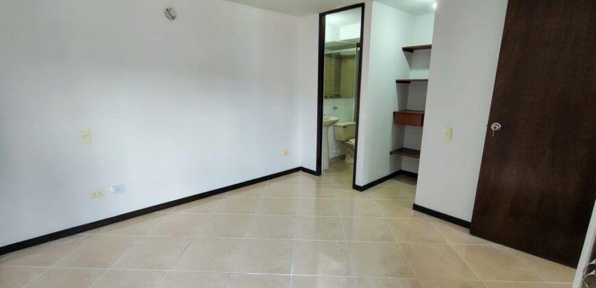 Se arrienda apartamento Envigado Camino Verde (192371486)
