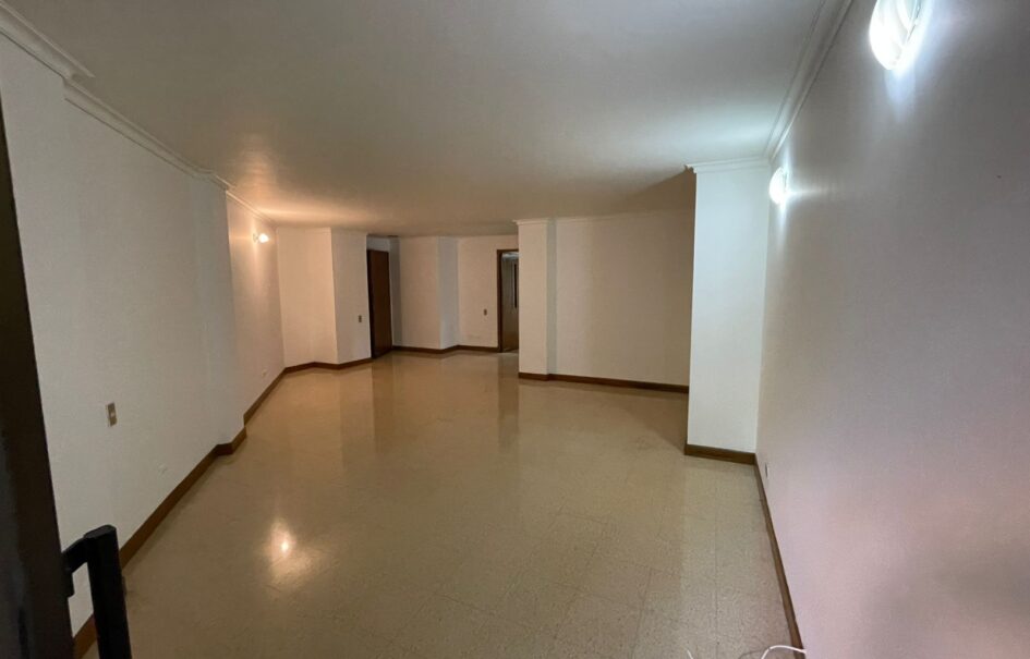 Se arrienda apartamento Envigado Bosques de Zúñiga (192349757)