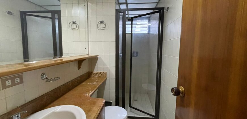 Se vende apartamento Envigado Bosques de Zúñiga (192781875)