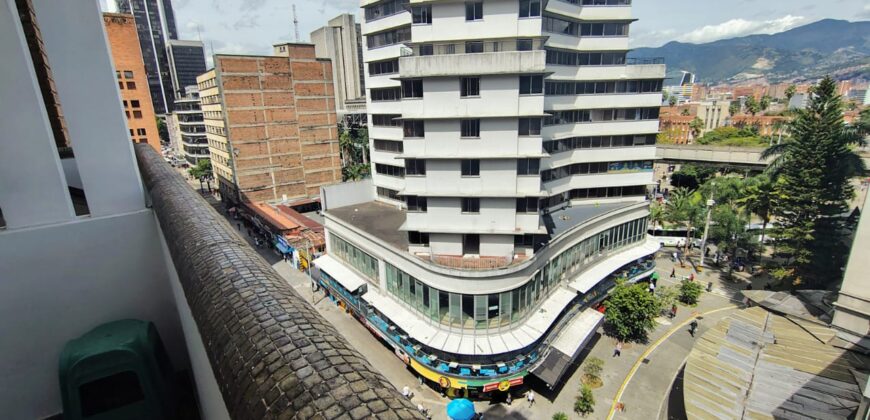 Se vende oficina Medellín La Candelería (192802663)
