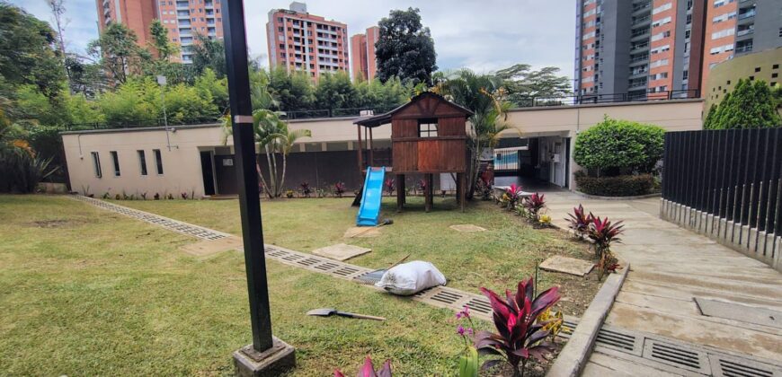 Se vende apartamento Tres esquinas Sabaneta (192749313)