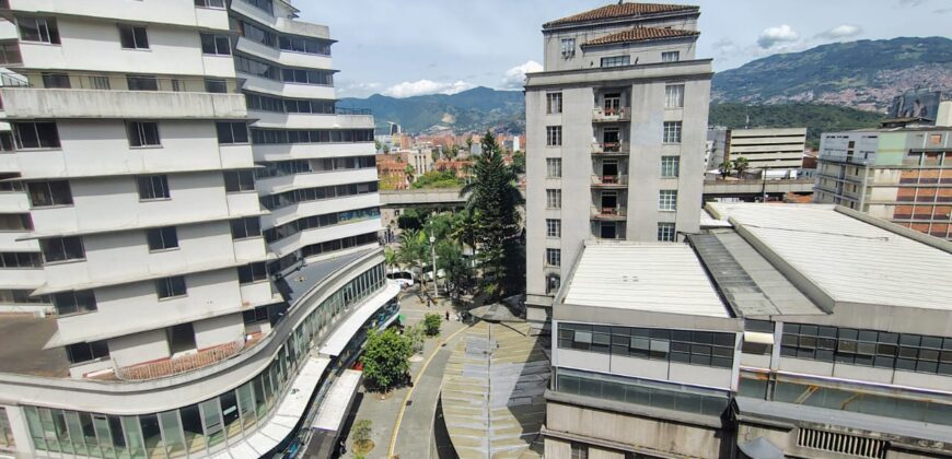 Se vende oficina Medellín La Candelería (192802663)