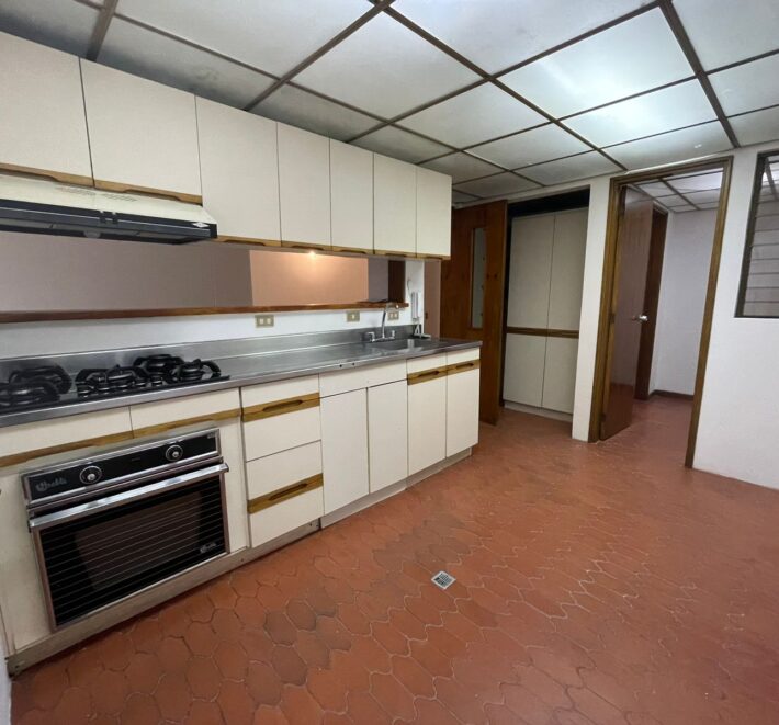 Se vende apartamento Envigado Bosques de Zúñiga (192781875)