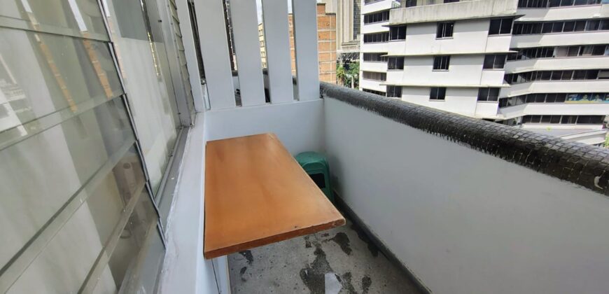 Se vende oficina Medellín La Candelería (192802663)