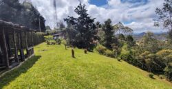 Se vende lote Envigado Loma del Escobero (	192738494)