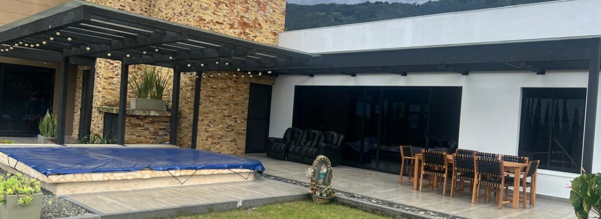 Se vende Finca Girardota  Juan Cojo (193028646)