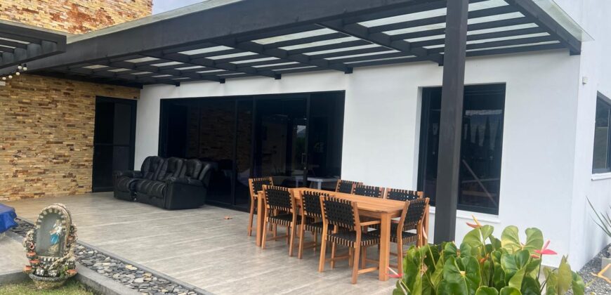 Se vende Finca Girardota  Juan Cojo (193028646)