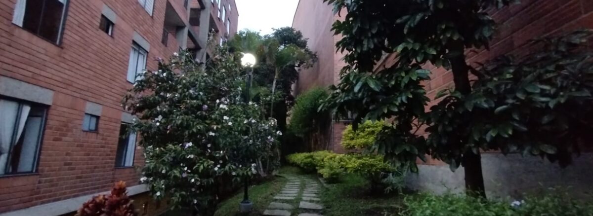 Se arrienda apartamento Sabaneta (193086899)