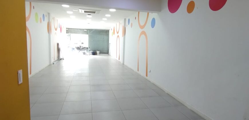 Se arrienda Local Envigado – Cerca al parque principal (193002167)