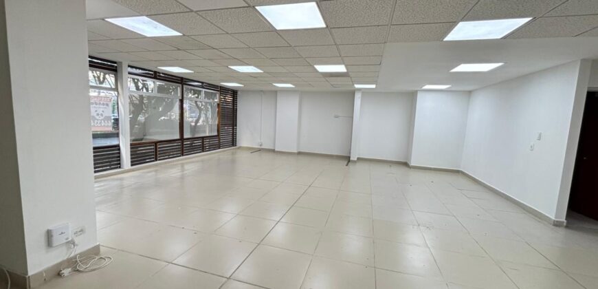 Se arrienda local Envigado – Frente a Viva Envigado (193247616)