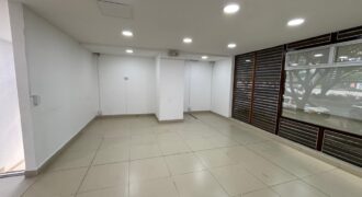 Se arrienda local Envigado – Frente a Viva Envigado (193247616)