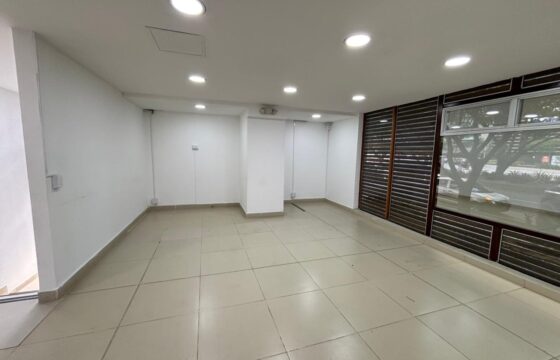 Se arrienda local Envigado – Frente a Viva Envigado (193247616)