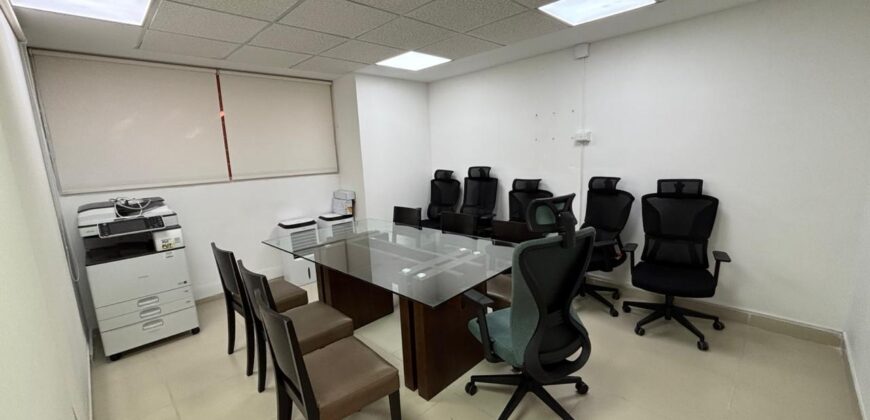 Se arrienda local Envigado – Frente a Viva Envigado (193247616)