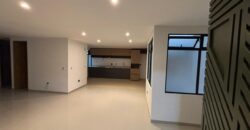 Se arrienda apartamento Sabaneta – cerca al Parque (193270630)