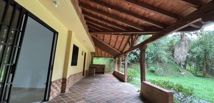 Finca en arriendo Envigado – Sector El Salado (193290824)