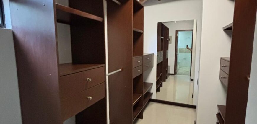 Finca en arriendo Envigado – Sector El Salado (193290824)