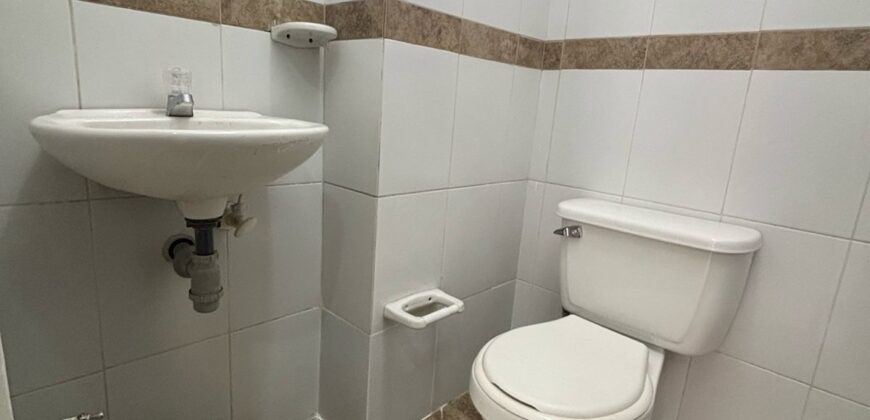 Se arrienda Local Comercial Sabaneta Virgen del Carmen (193458426)