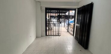 Se arrienda casa local Medellín – Cristo Rey