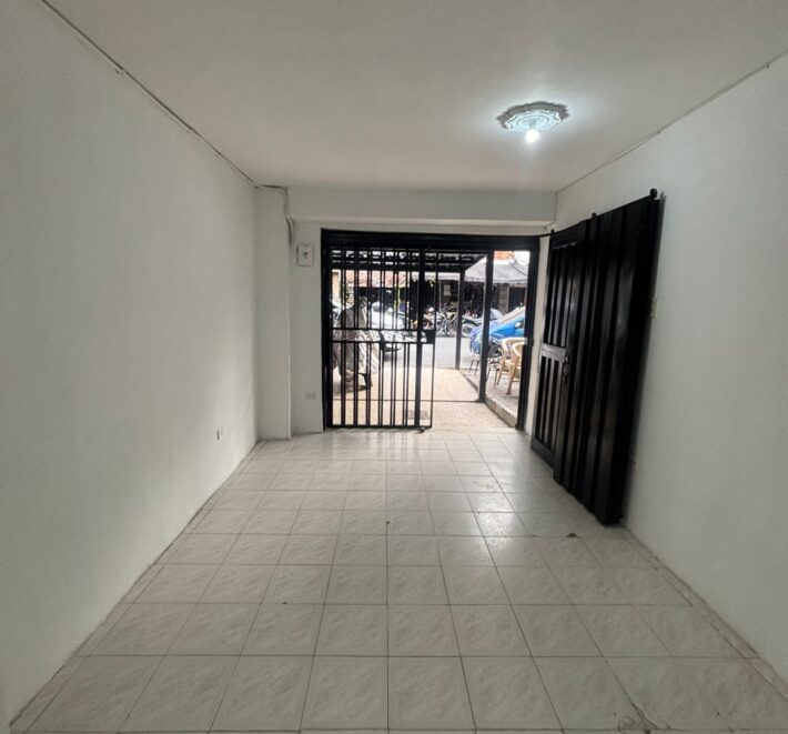 Se arrienda casa local Medellín – Cristo Rey