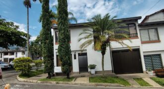 Se arrienda casa Envigado El Dorado (193863127)