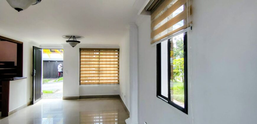 Se arrienda casa Envigado El Dorado (193863127)