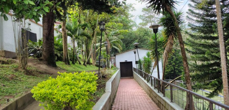 Se arrienda casa Envigado El Dorado (193865540)