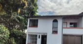 Se arrienda casa local Envigado cerca al parque (193857873)