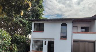Se arrienda casa Envigado El Dorado (193865540)