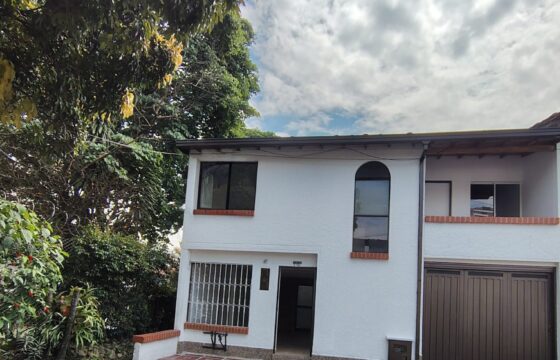 Se arrienda casa Envigado El Dorado (193865540)