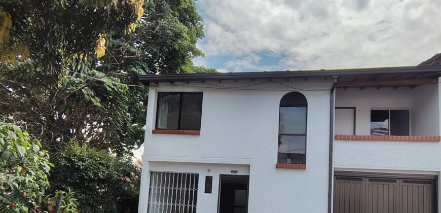 Se arrienda casa Envigado El Dorado (193865540)