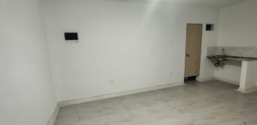 Se arrienda local Envigado – Los Naranjos (193868051)