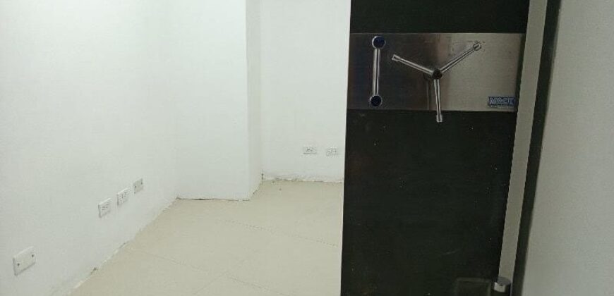 Se arrienda local Envigado – Parque (193906731)