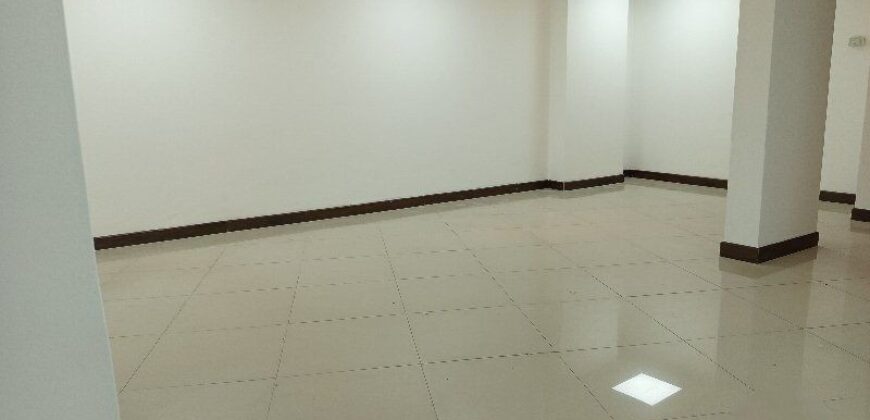 Se arrienda local Envigado – Parque (193906731)