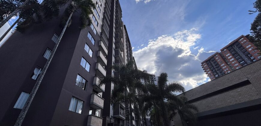 Se arrienda apartamento Sabaneta Prados (193960097)