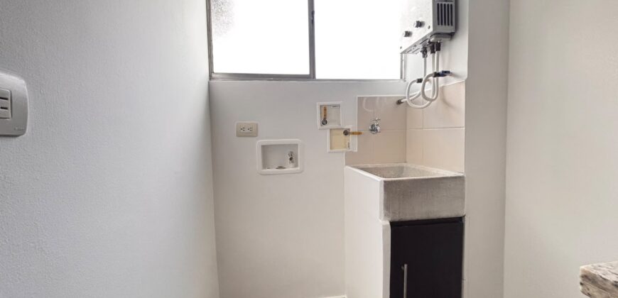 Se arrienda apartamento Sabaneta Prados (193960097)