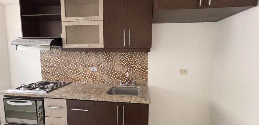 Se arrienda apartamento Sabaneta Prados (193960097)