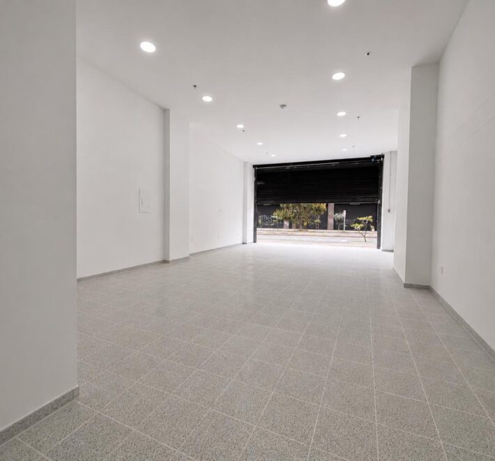 Se arrienda local comercial Sabaneta – Restrepo Naranjo (194059112)