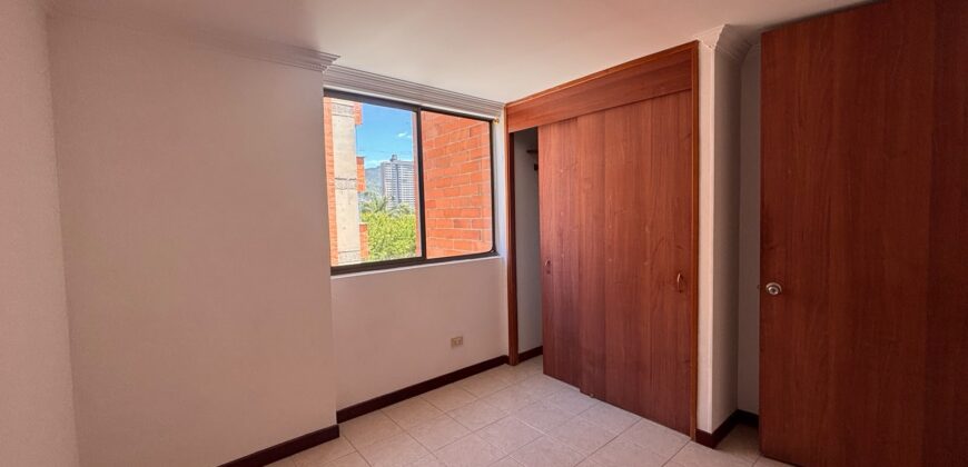 Se arrienda apartamento Envigado Primavera (194102767)