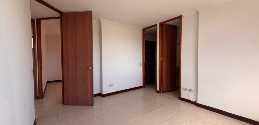 Se arrienda apartamento Envigado Primavera (194102767)