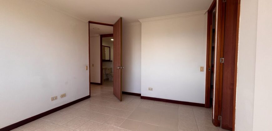Se arrienda apartamento Envigado Primavera (194102767)