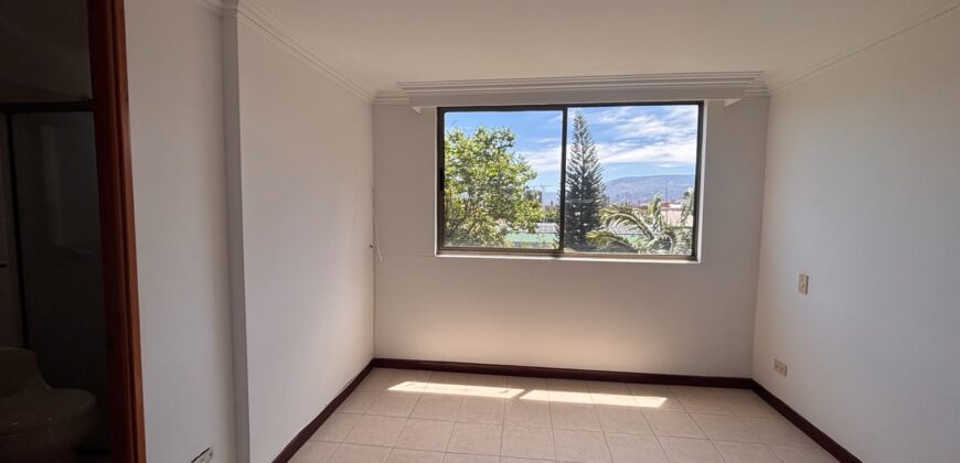 Se arrienda apartamento Envigado Primavera (194102767)